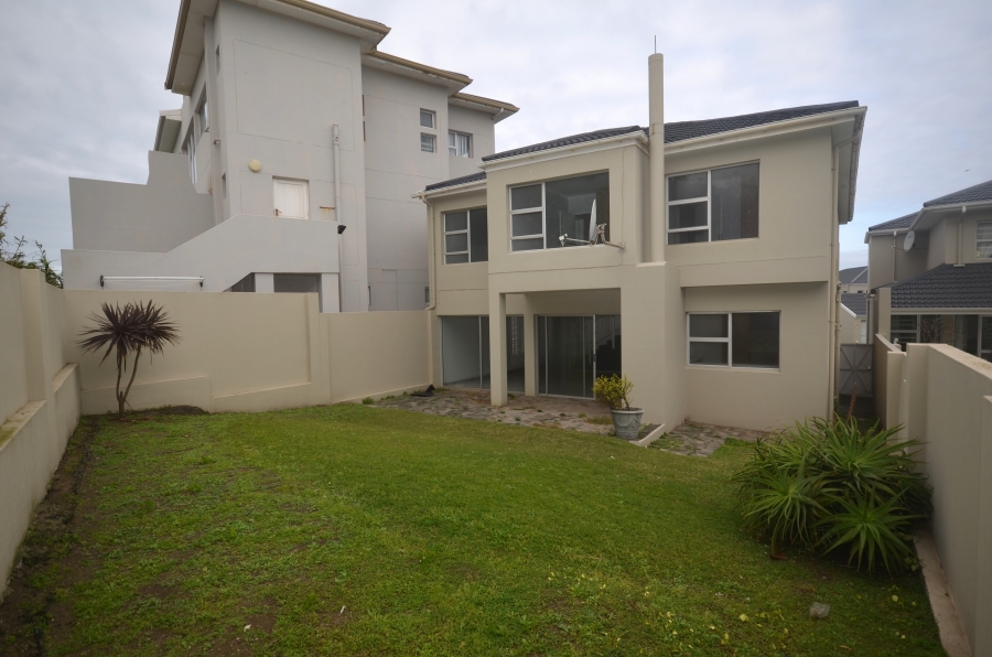 4 Bedroom Property for Sale in Gonubie Eastern Cape
